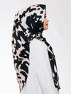 Mekar Shawl In Fauna Black