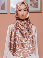 Mekar Shawl In Manis Sand