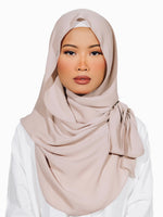 Ballerina Snoodie In Soft Taupe